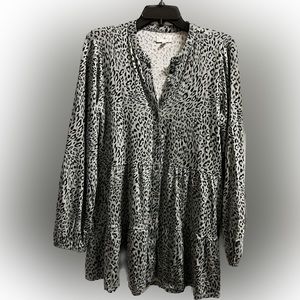 Beautiful top, large, olive green with black cheetah print long sleeve top. NWOT